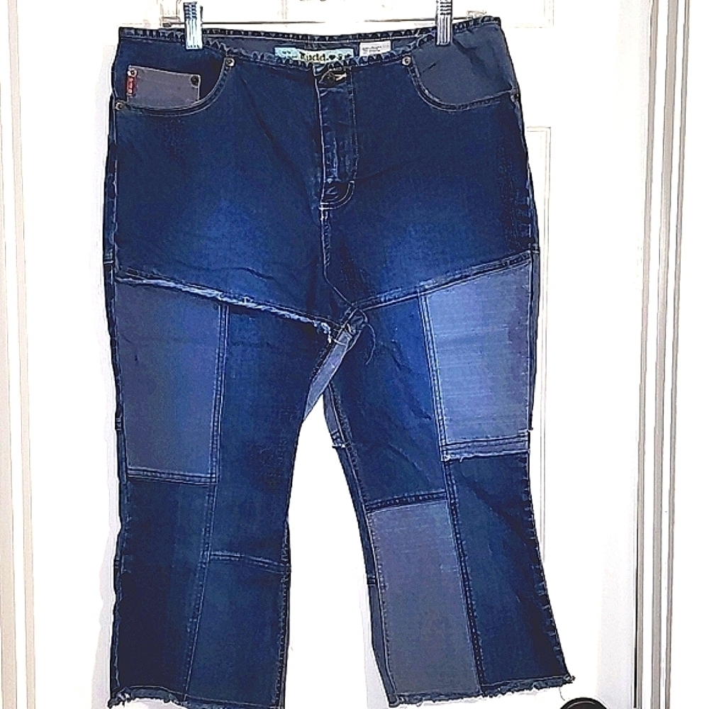 MUDD vintage patchwork capri/peddle jeans Sz 16.5